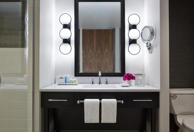 اتاق پرمیوم, Loews Chicago