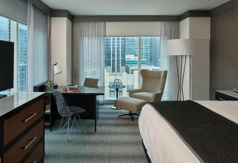 Quarto Estandar Cama King, Loews Chicago