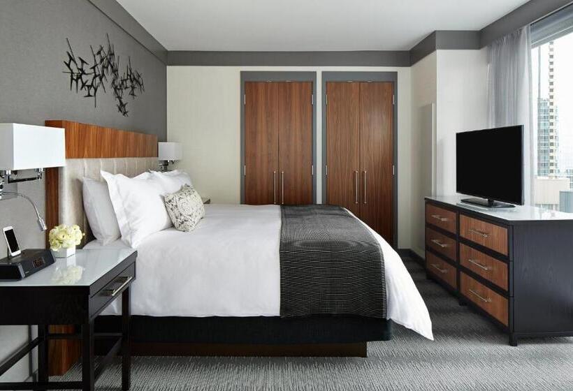 Suite Vista Lago, Loews Chicago