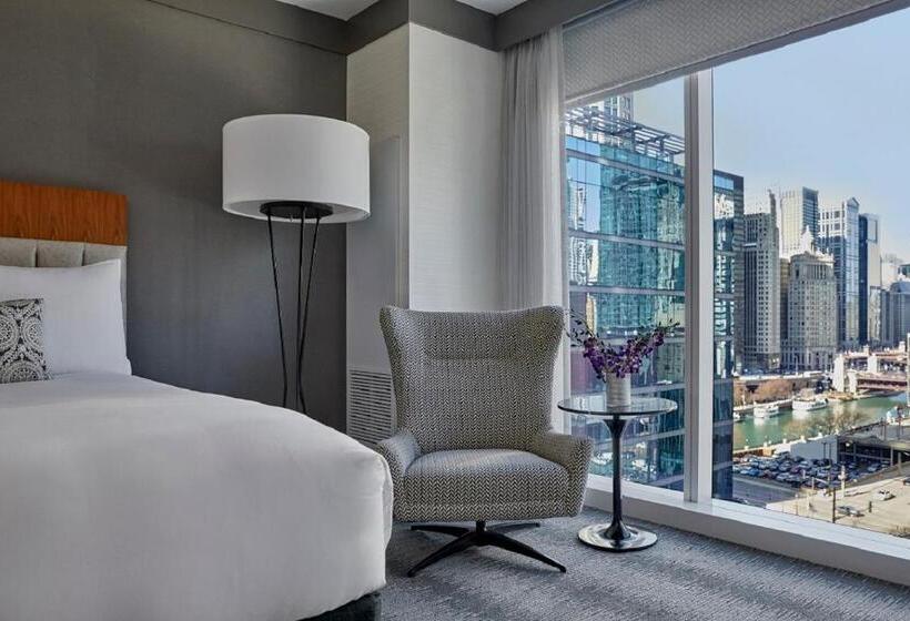 اتاق استاندارد برای معلولان, Loews Chicago