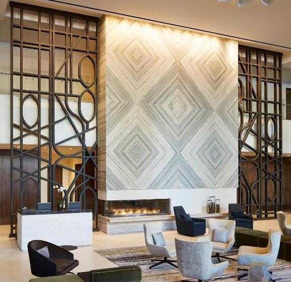 اتاق استاندارد برای معلولان, Loews Chicago