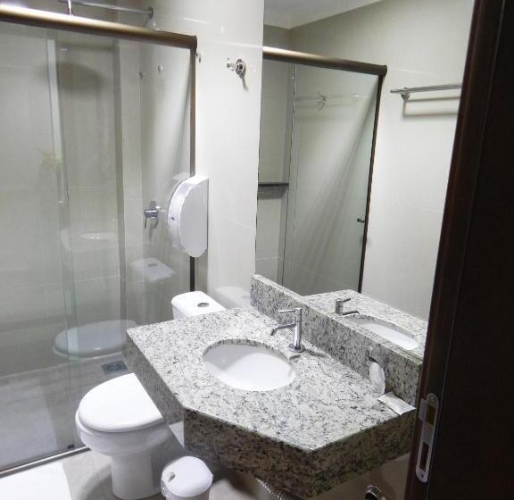 اتاق خانوادگی, Master Gold Hotel Express