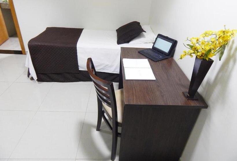 اتاق خانوادگی, Master Gold Hotel Express