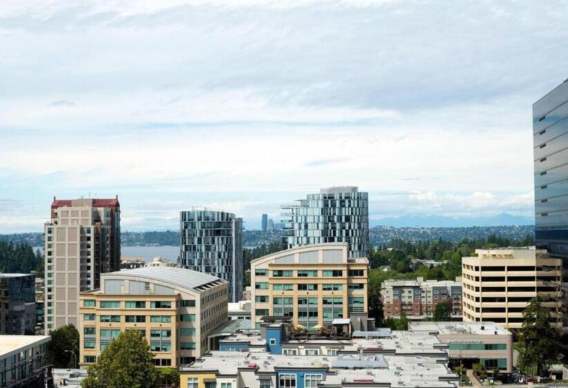 اتاق اجرایی با تخت بزرگ, Seattle Marriott Bellevue