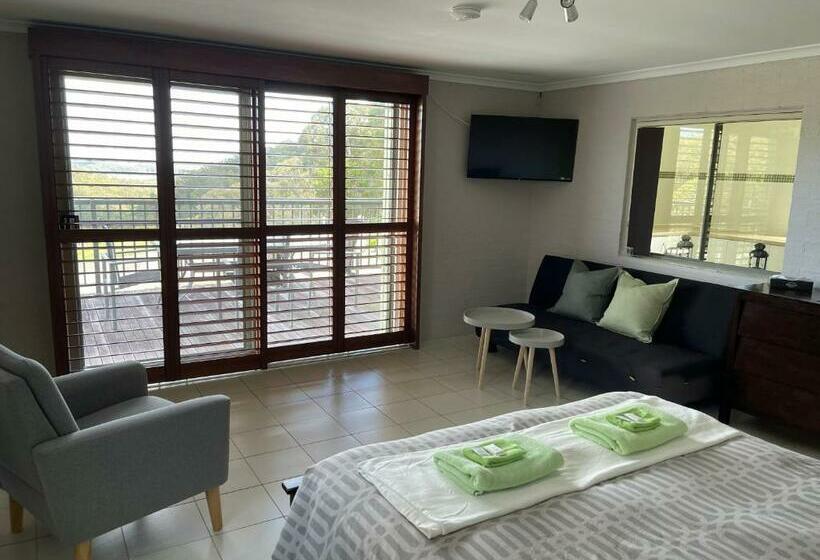 اتاق لوکس, Sinclairs Country Retreat