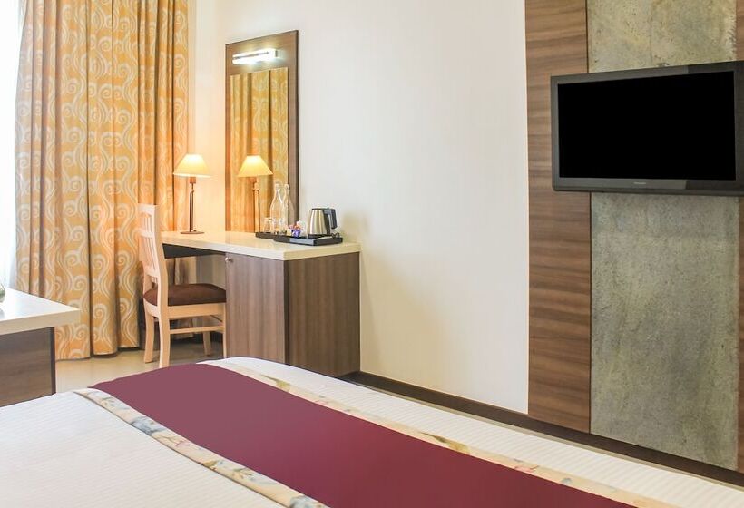 آپارتمان اجرایی 1 خوابه, Sterling V Grand Madurai