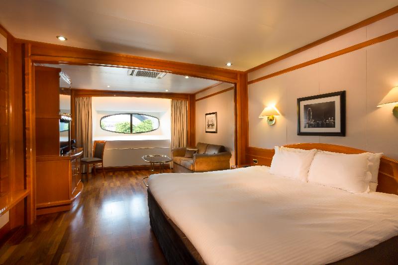 اتاق کلاسیک خانوادگی, Sunborn London Yacht