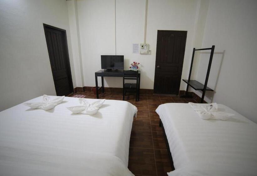 اتاق کلاسیک خانوادگی, Maylay Guesthouse