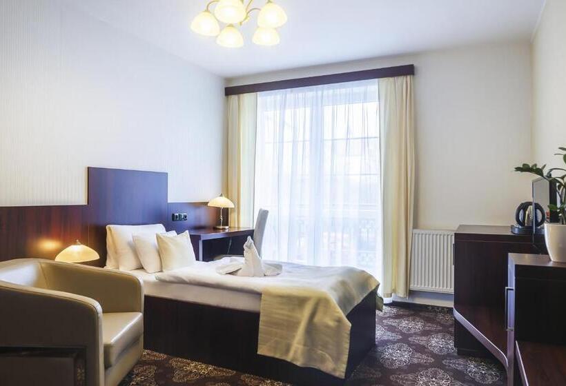 اتاق لوکس یک تخته, Spa Hotel Diana
