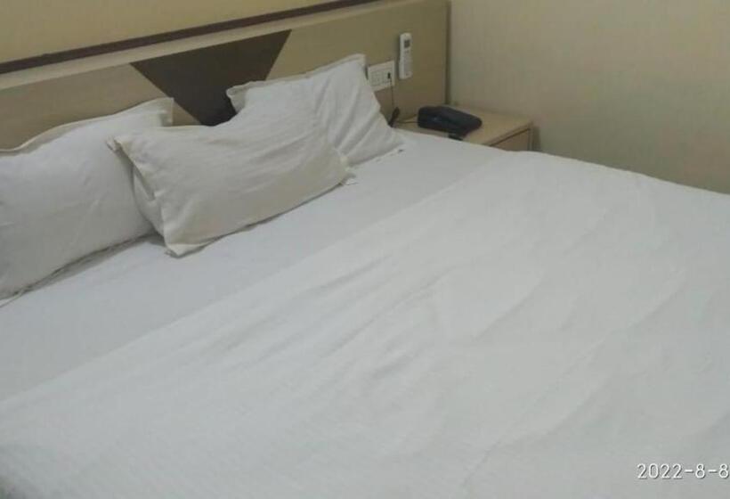 اتاق پریمیوم چهارنفره, Omran Villa By Wb Inn