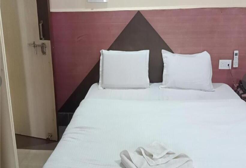 اتاق پریمیوم چهارنفره, Omran Villa By Wb Inn