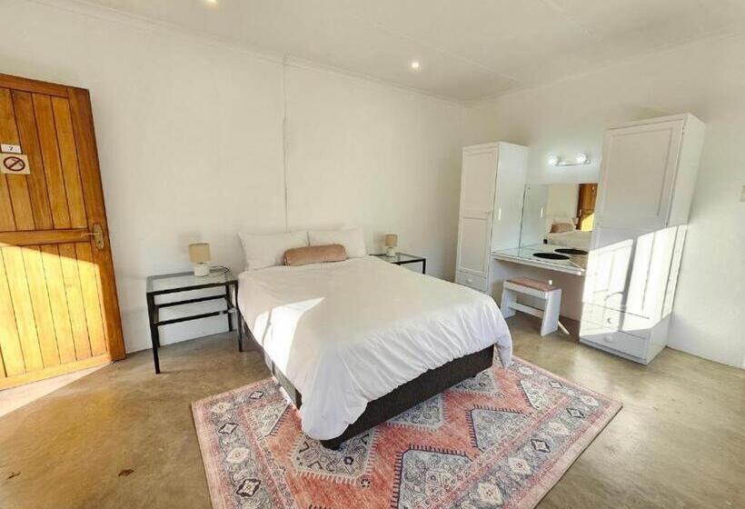 اتاق لوکس, Thuto Centre Conferencing & Bush Lodge