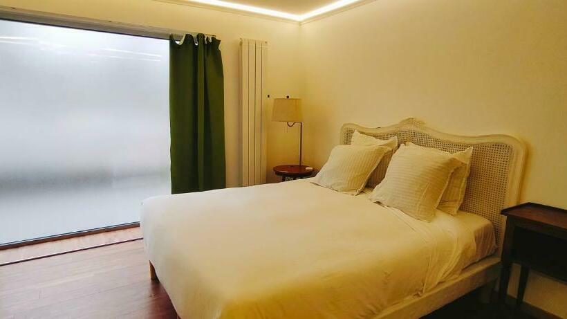 اتاق استاندارد, Jacuzzi Love Suite