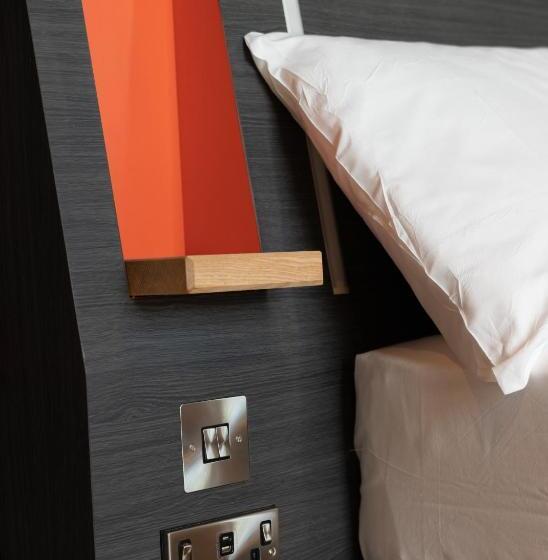 اتاق استاندارد, Easyhotel Dublin