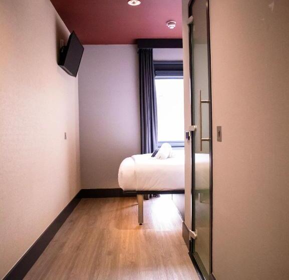اتاق استاندارد, Easyhotel Dublin