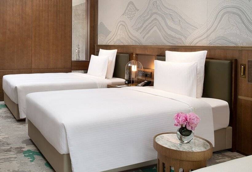 Deluxe Room Mountain View, Pullman Yuxi Falcon