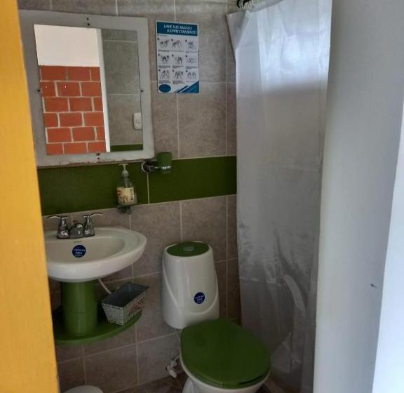 اتاق استاندارد سه نفره, La Rivera Hosteria Campestre