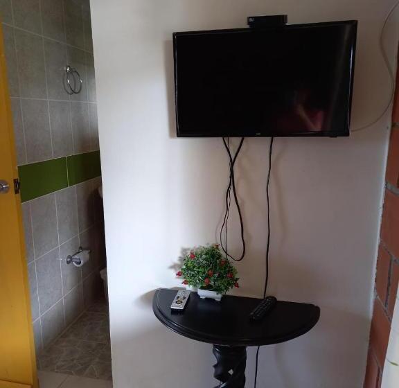 اتاق استاندارد سه نفره, La Rivera Hosteria Campestre