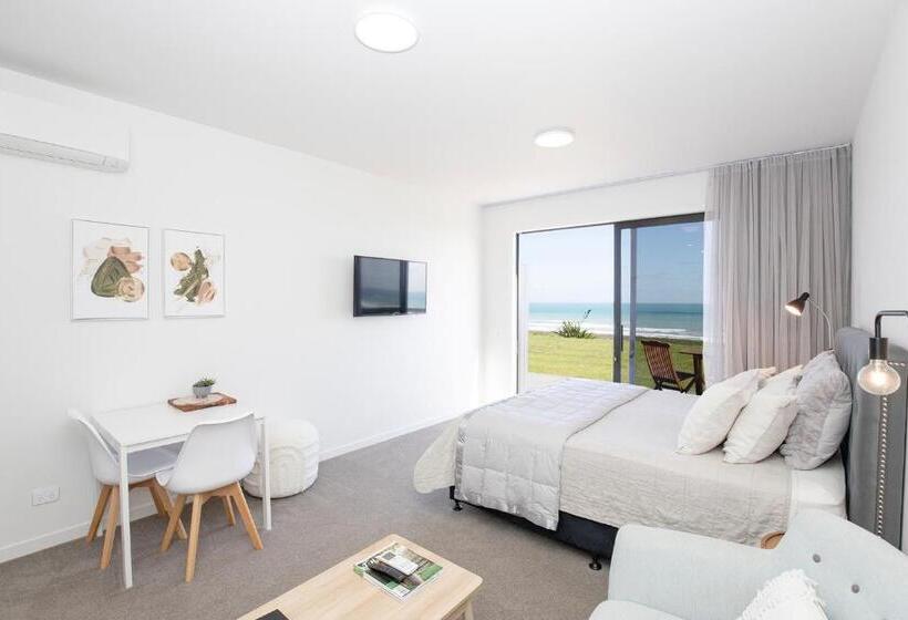 اتاق استاندارد با چشم‌انداز دریا, Views Over Tasman, New Luxury Boutique Studio Overlooking The Tasman Sea