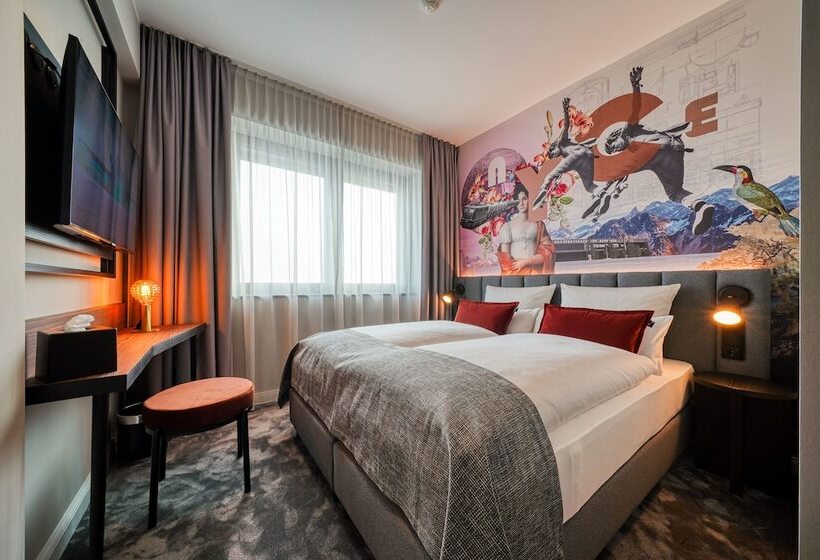 اتاق استاندارد با تخت دو نفره بزرگ, Nyce  Hannover