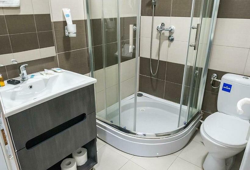 Standard Triple Room with Terrace, Apostolovic Plus