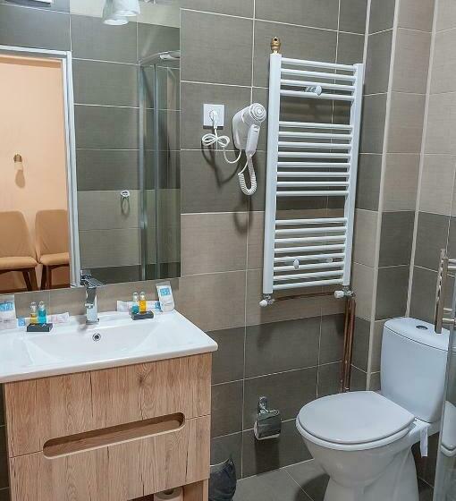 Standard Triple Room with Terrace, Apostolovic Plus