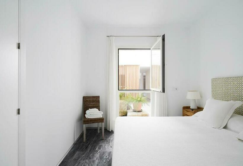 آپارتمان 1 خوابه با بالکن, Numa I Jondo Apartments