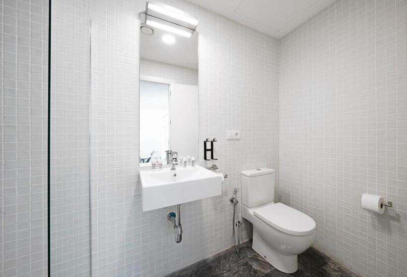 آپارتمان 2 خوابه, Numa I Jondo Apartments