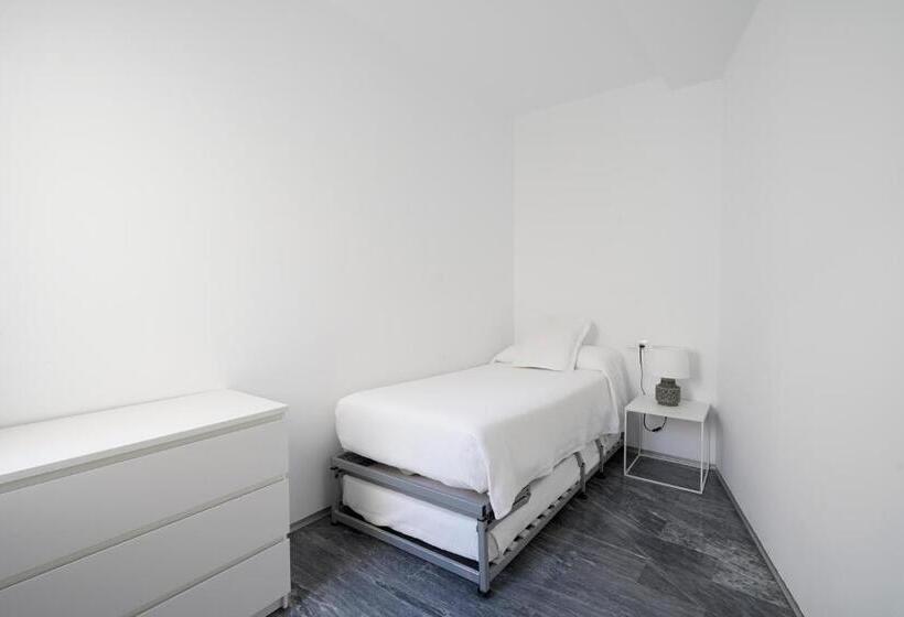 اتاق دوبلکس, Numa I Jondo Apartments