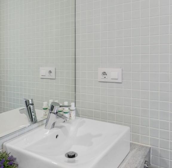 آپارتمان دوبلکس 1 خوابه, Numa I Jondo Apartments