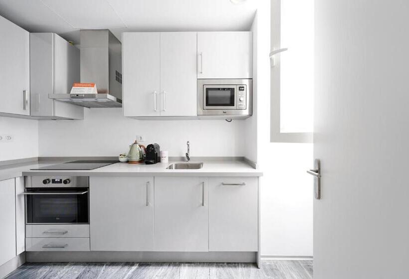 آپارتمان 3 خوابه, Numa I Jondo Apartments
