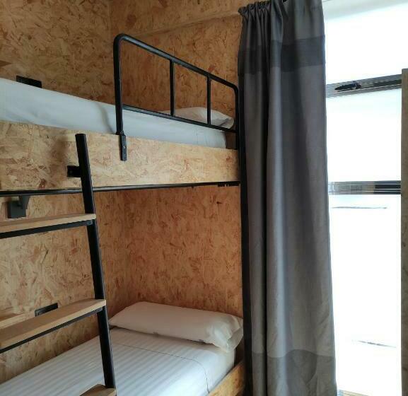 اتاق استاندارد, Welcome Hostel