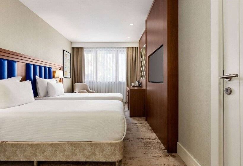 اتاق لوکس با بالکن, Ramada Plaza Sultanahmet
