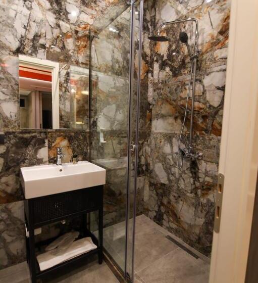 اتاق استاندارد با تخت بزرگ, Secret Hotel,korce