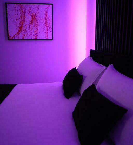 اتاق استاندارد, Dark Boutique