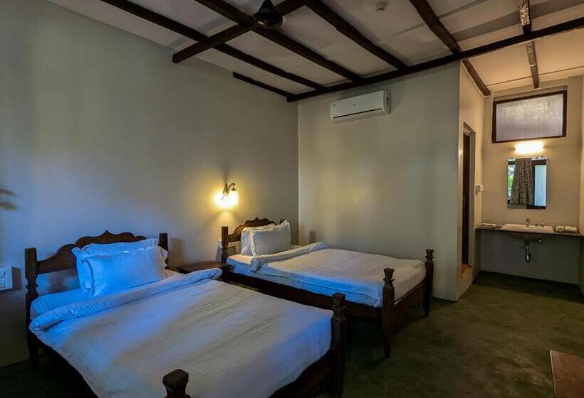 خانه 1 خوابه, De Soul Sante Morjim Goa