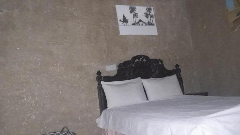 اتاق استاندارد, Oasis Travel