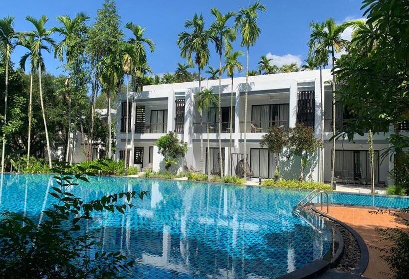 اتاق لوکس, Siamdasada Khaoyai