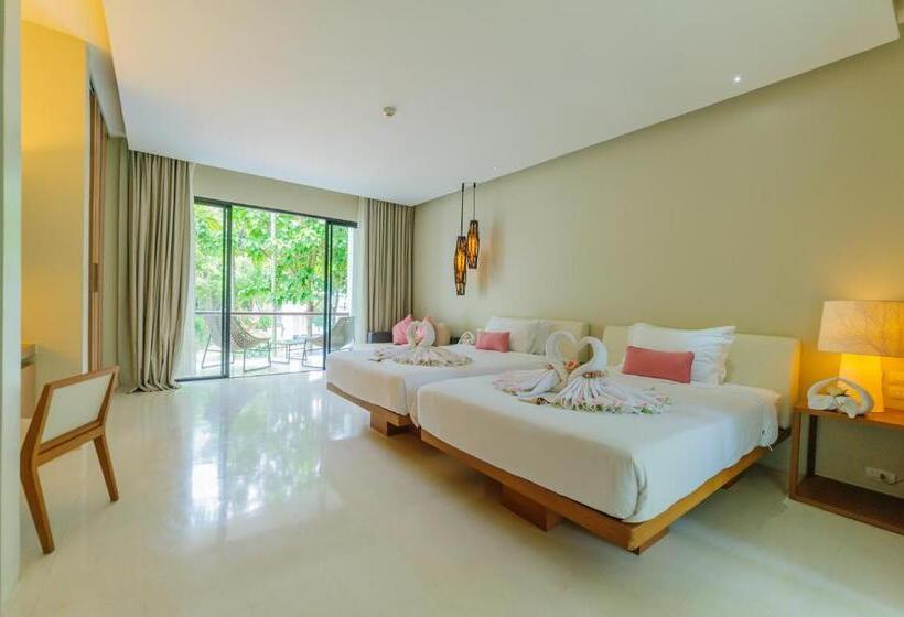 سوییت جونیور, Siamdasada Khaoyai