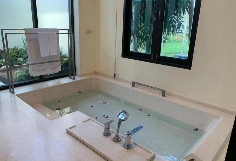 ویلای 1 خوابه, Siamdasada Khaoyai