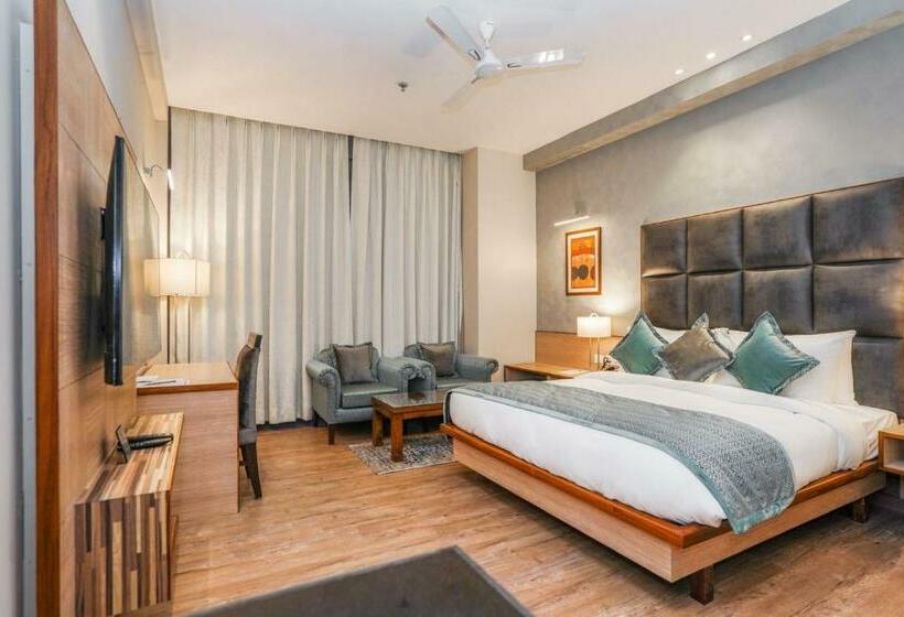 غرفة سوبيريور سرير كينج, The Zenith  A Boutique  By Hot Millions