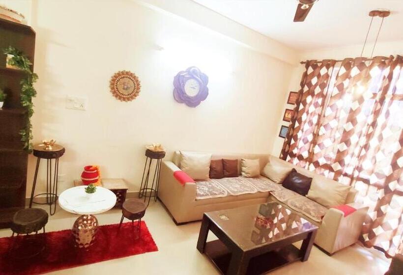 شقة غرفة واحدة, Exclusive Floor On Manali Expressway For Family