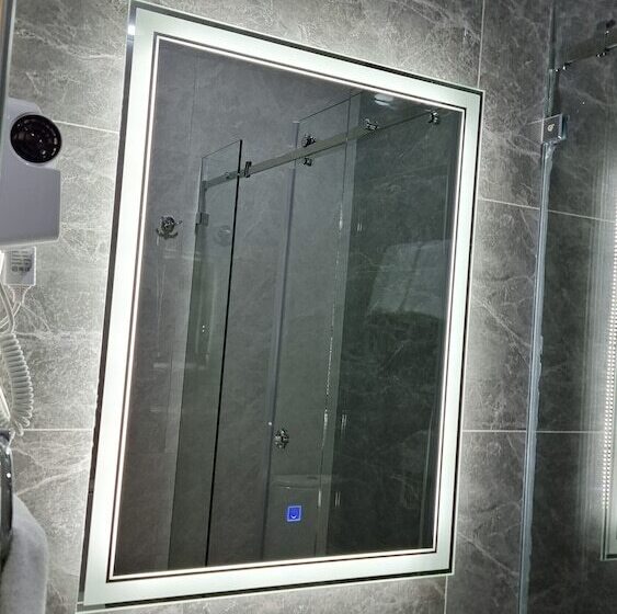 اتاق لوکس, Garnet Hotel Tashkent