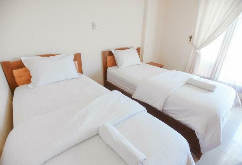 اتاق خانوادگی با چشم‌انداز کوه, Chrysant Hotel & Resort