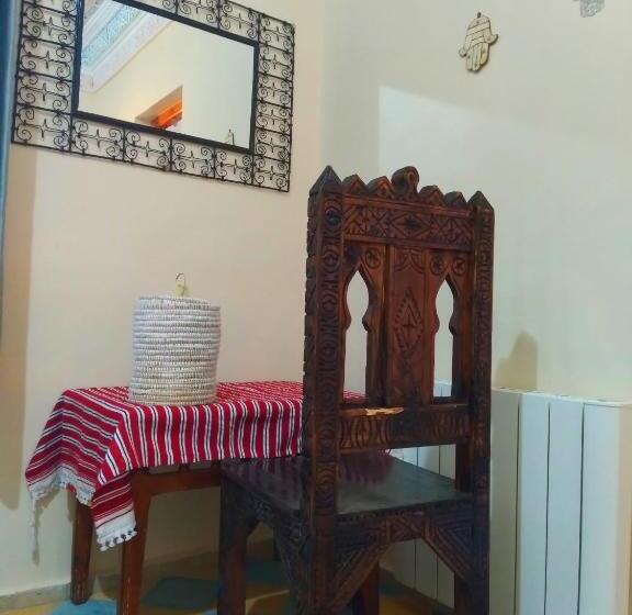 اتاق استاندارد با چشم‌انداز باغ, Hôtel Berbère De La Montagne