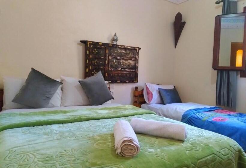 اتاق استاندارد با چشم‌انداز باغ, Hôtel Berbère De La Montagne
