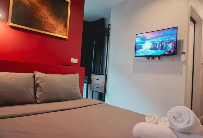 اتاق لوکس, Wire Bangkok Prakhanong