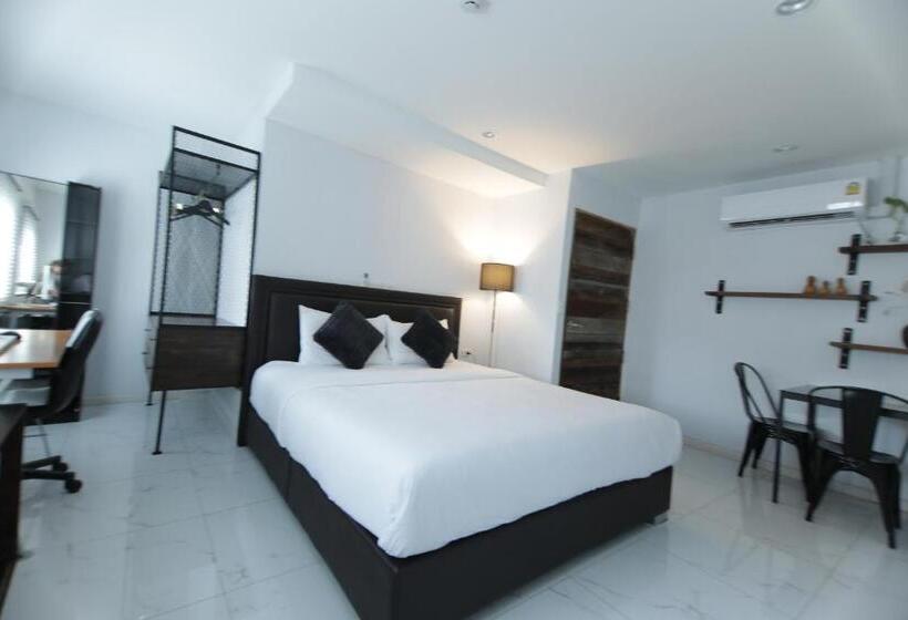 سوییت خانوادگی, Wire Bangkok Prakhanong
