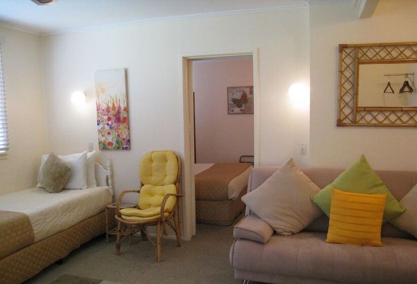 آپارتمان 1 خوابه با چشم‌انداز باغ, Alfa Boutique Motel