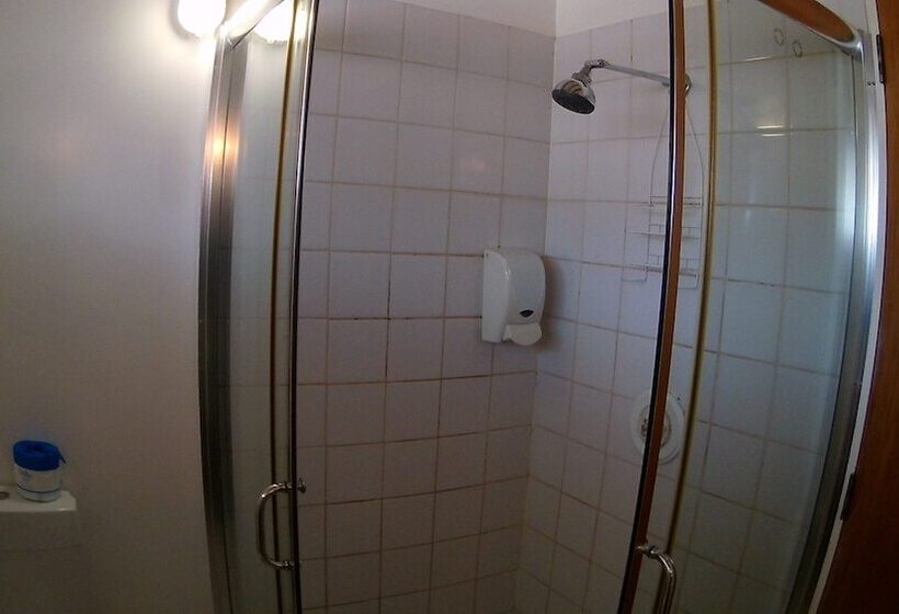 استودیوی استاندارد, Alfa Boutique Motel